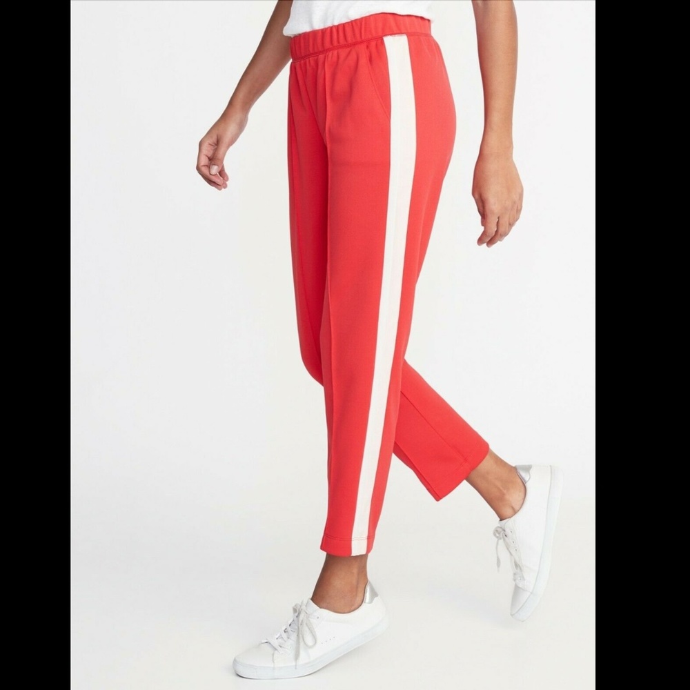 Old Navy Mid Rise Red White Stripe Jogger Small NEW